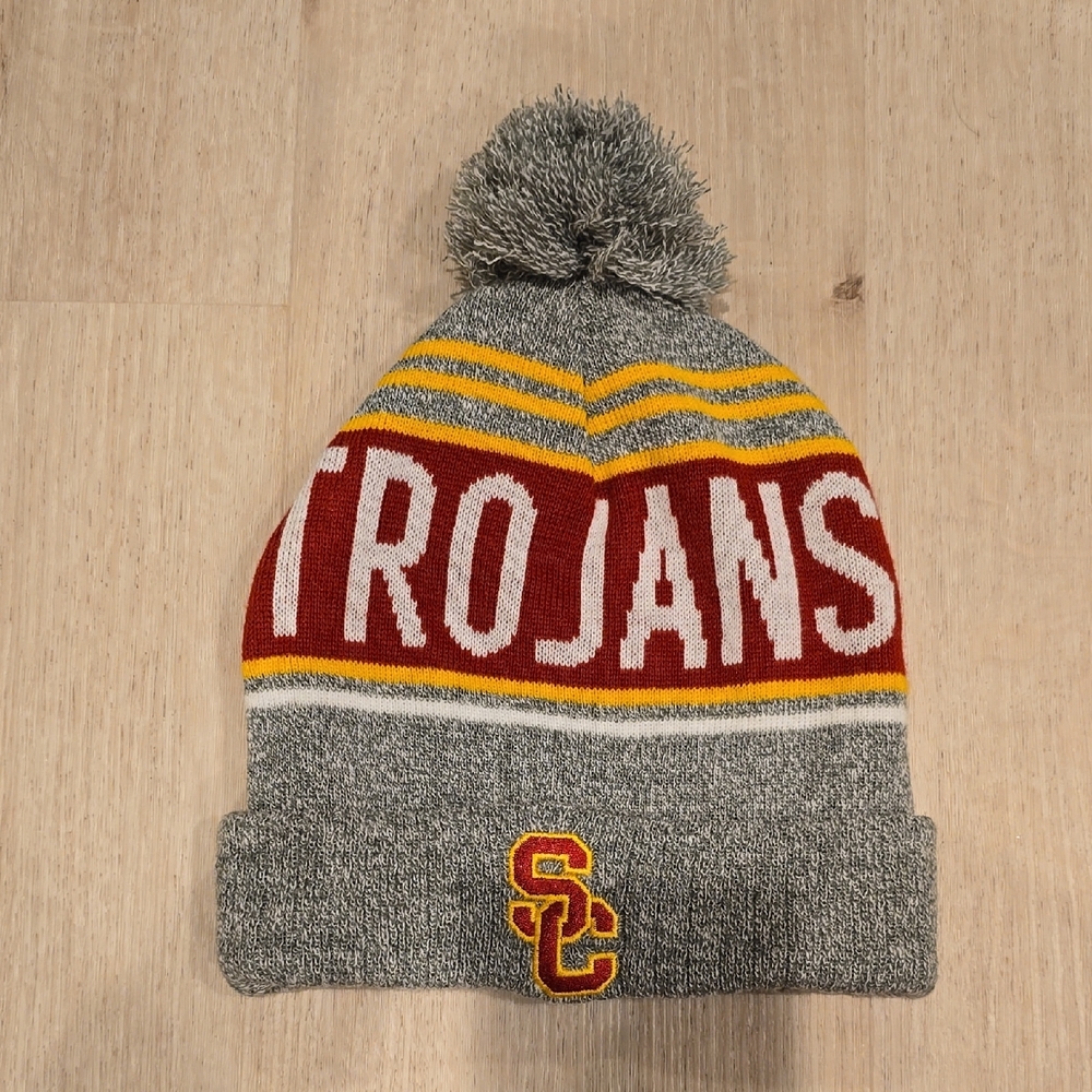 Captivating BEANIE Gray and Red Trojans NWOT